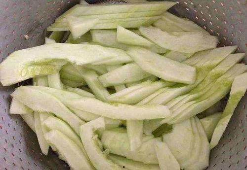 吃白瓜可以减肥吗,天然美味，轻松瘦身新选择